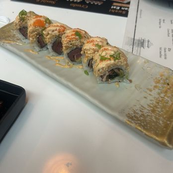 Hanami AYCE Sushi - Vip Speical Roll - Japanese Near Me - Austin, Texas