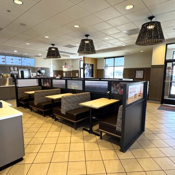 Chick-fil-A - Interior - Fast Food Near Me - Plainview, Texas