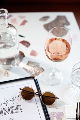Champagne Diner by null