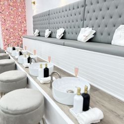 BubbleGum Spa & Tea