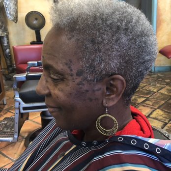 24 Hour Barber - Barbers Near Me - Altadena, California