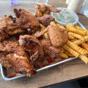 BirdHouse - Whole fried chicken with broccoli slaw and fries - Chicken Shop Near Me - Page, Arizona