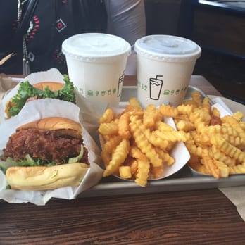 Shake Shack Dumbo - Burgers Near Me - Brooklyn, New York Shake Shack Dumbo - Burgers Near Me - Brooklyn, New York
