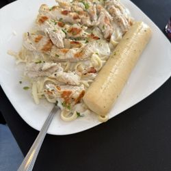 Chicken alfredo