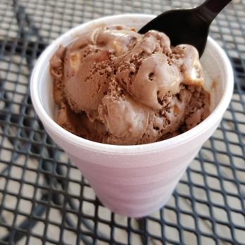 Purple Pie Place - Yummy Rocky Road - Desserts Near Me - Custer, South Dakota Purple Pie Place - Yummy Rocky Road - Desserts Near Me - Custer, South Dakota