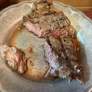 Steve's Dakota Grill - The medium well 9 oz filet. Thin and the texture nothing like most filets. Tough and somewhat chewy. - Seafood Near Me - Marion, Ohio