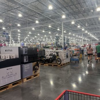 Costco Wholesale - Wholesale Stores Near Me - Otsego, Minnesota