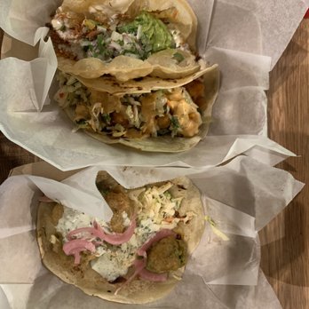 Mojo's Tacos - Franklin - Puffy, korean cauliflower (MUST TRY!!), & fried avocado - Tacos Near Me - Franklin, Tennessee Mojo's Tacos - Franklin - Puffy, korean cauliflower (MUST TRY!!), & fried avocado - Tacos Near Me - Franklin, Tennessee