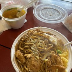 Happy Dragon - Chicken lomein comes with soup and rice