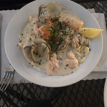 Red House Cafe - Seafood linguine - Breakfast & Brunch Near Me - Pacific Grove, California Red House Cafe - Seafood linguine - Breakfast & Brunch Near Me - Pacific Grove, California