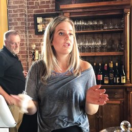 Mady, Bartender Mady, Bartender