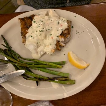 Coconuts - Mani mani (blackened) - Seafood Near Me - Fort Lauderdale, Florida