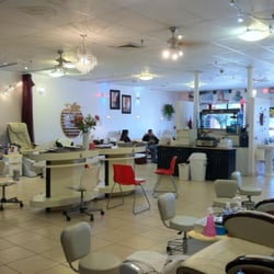 Golden Nails & Spa