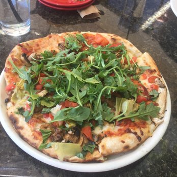 Tresino's - The pizza that has their name sake - Italian Near Me - Wildomar, California