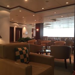 Emirates First & Business Class Lounge