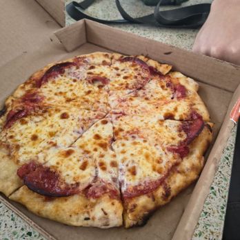 La Grande Orange - Pepperoni pizza - Pizza Near Me - Phoenix, Arizona