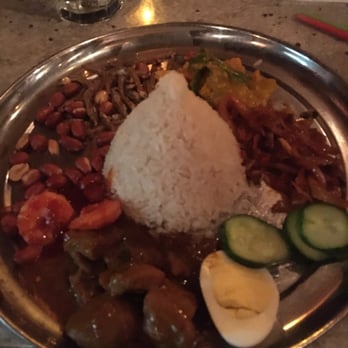 Laut - Thai Near Me - New York, New York Laut - Thai Near Me - New York, New York