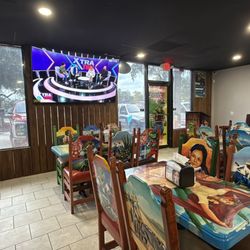 Iguanas Sport Bar & Grill
