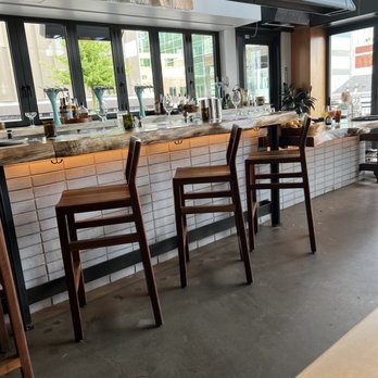 Sixty Vines - New American Near Me - Nashville, Tennessee