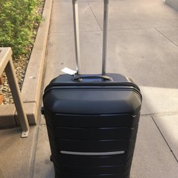 premium outlet samsonite
