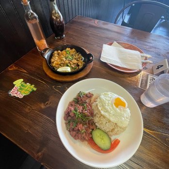 Tselogs - Chicken sisig w corned beef plate - Filipino Near Me - Daly City, California Tselogs - Chicken sisig w corned beef plate - Filipino Near Me - Daly City, California