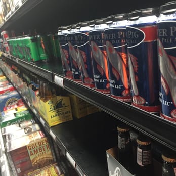 Marketplace Foods - cans of beer on a shelf - Grocery Near Me - Hayward, Wisconsin Marketplace Foods - cans of beer on a shelf - Grocery Near Me - Hayward, Wisconsin