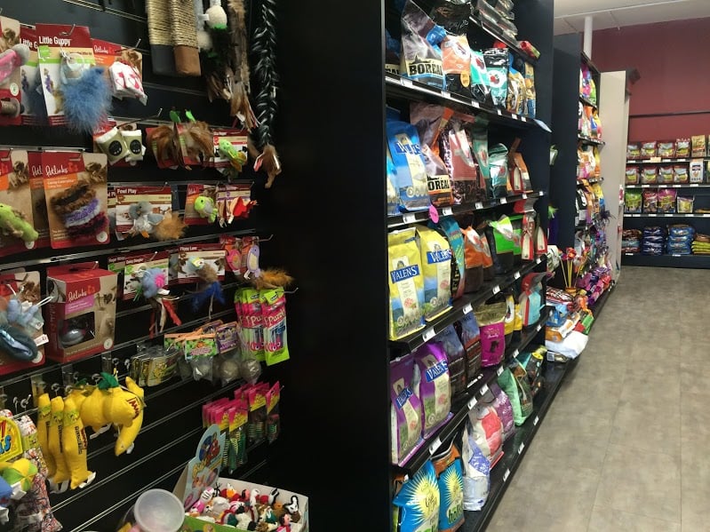 global pet foods pharmacy and ellesmere