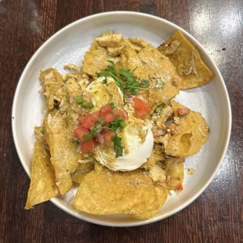 Pyramid Restaurant - Chilaquiles - IG @bougiefoodieboi - New American Near Me - Dallas, Texas Pyramid Restaurant - Chilaquiles - IG @bougiefoodieboi - New American Near Me - Dallas, Texas