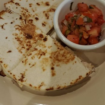Aro Latin - Chicken quesadilla - Latin American Near Me - South Pasadena, California Aro Latin - Chicken quesadilla - Latin American Near Me - South Pasadena, California