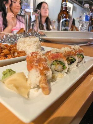 Rishi Sushi Kitchen & Bar by null