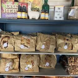 The Market At The Gin - Fresh bread