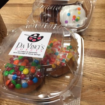 Da Vinci's Donuts - M&M and fruity pebbles, birthday cake and chocolate! - Donuts Near Me - Alpharetta, Georgia Da Vinci's Donuts - M&M and fruity pebbles, birthday cake and chocolate! - Donuts Near Me - Alpharetta, Georgia