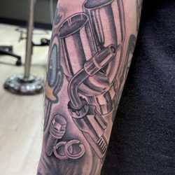 Iron Ink Tattoo
