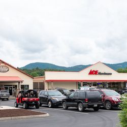 Elder's Ace Hardware Of Townsend