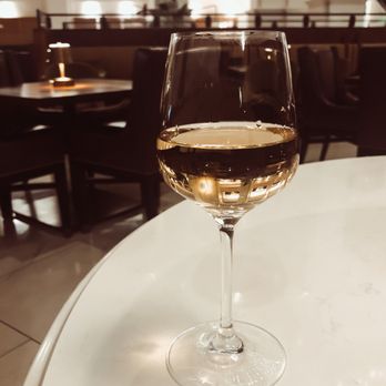 Versailles - Chardonnay Reserve (14.3% alcohol) - American Near Me - Braselton, Georgia