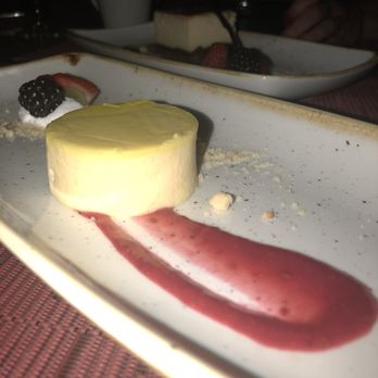Fuego - Passion fruit mousse - Mexican Near Me - Cancún, ROO