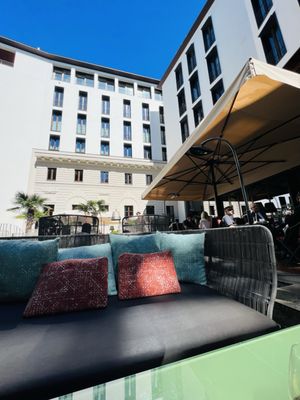 Bulgari Hotel Milano by null