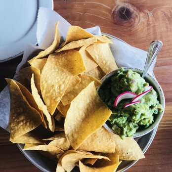 Bakersfield DET - Best guacamole I ever had in a restaurant - Tacos Near Me - Detroit, Michigan
