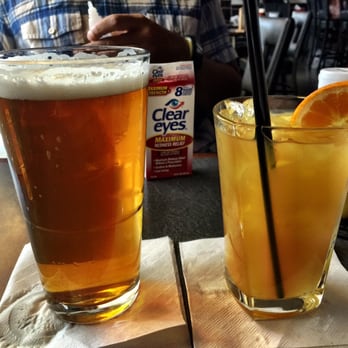 Hockey Town Cafe - New American Near Me - Romulus, Michigan