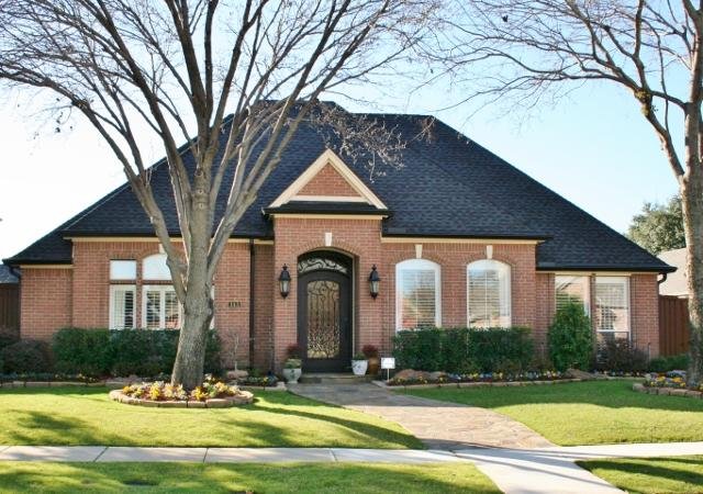 Slide of Right Choice Painting & Construction