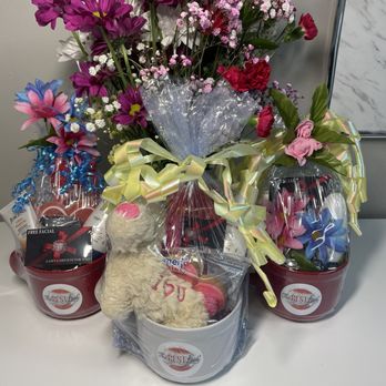 The Best Look - Gift baskets for that special someone - Hair Extensions Near Me - Norfolk, Virginia The Best Look - Gift baskets for that special someone - Hair Extensions Near Me - Norfolk, Virginia