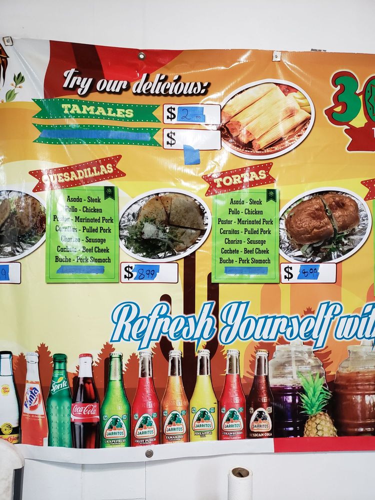 3 Caminos Tienda Y Taqueria Logo