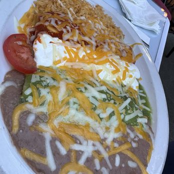 Garibaldi - 3 enchiladas-3 sauces & fillings - Mexican Near Me - Florence, Oregon