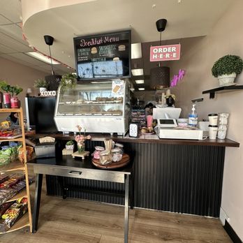 Lee's Coffee House - Inside ordering area and pastry case IG: @ammysalamii - Coffee & Tea Near Me - San Fernando Valley, California Lee's Coffee House - Inside ordering area and pastry case IG: @ammysalamii - Coffee & Tea Near Me - San Fernando Valley, California