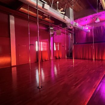 Nova Noir Studio - Main studio - Pole Dancing Classes Near Me - Campbell, California Nova Noir Studio - Main studio - Pole Dancing Classes Near Me - Campbell, California