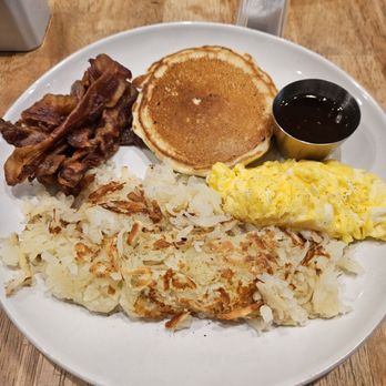 Indomable Coffee - Country breakfast - Coffee & Tea Near Me - New York, New York Indomable Coffee - Country breakfast - Coffee & Tea Near Me - New York, New York