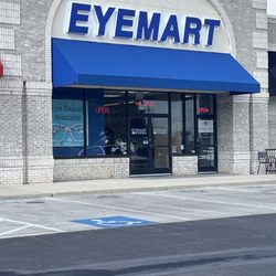 Eyemart Express - Outside