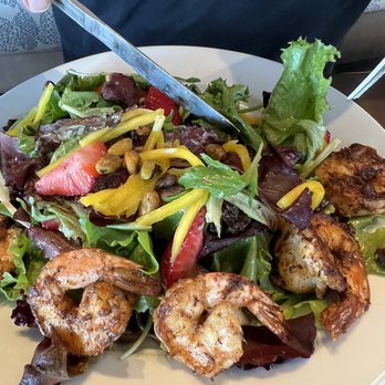bellagreen - Blackened shrimps salad - Gluten-Free Near Me - Houston, Texas