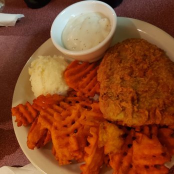 Reds Ale House - Country Fried Steak with Mashed Potatoes and Sweet Potato Waffle fries - Pizza Near Me - Crossville, Tennessee Reds Ale House - Country Fried Steak with Mashed Potatoes and Sweet Potato Waffle fries - Pizza Near Me - Crossville, Tennessee