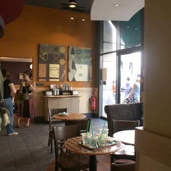 Starbucks Coffee - Fast Food Near Me - Lyon, 69
